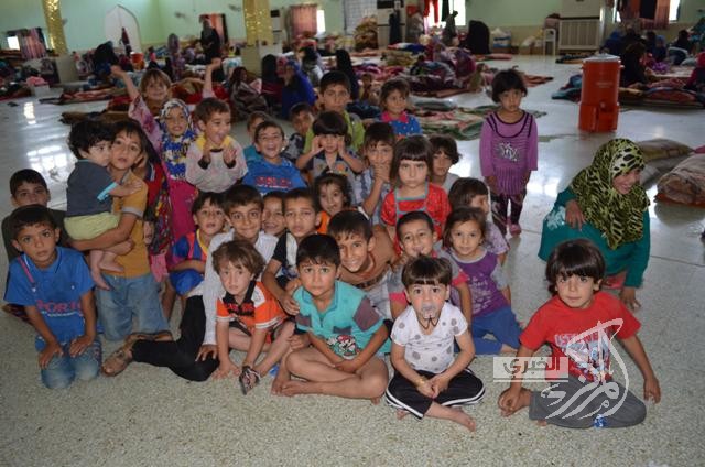 عصابات داعش الارهابية تتسبب بنزوح نصف سكان القائم